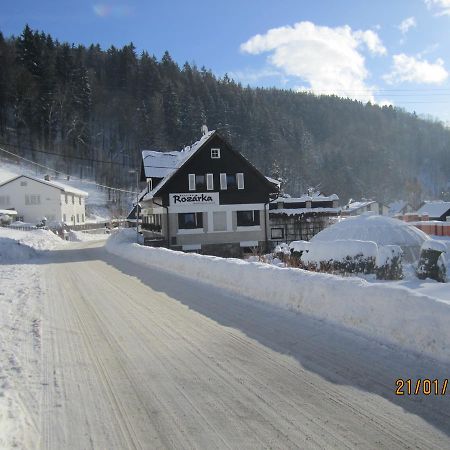 Chata Rozarka Dolni Dvur ภายนอก รูปภาพ